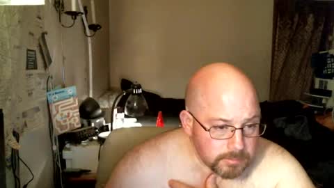 Snapshot of slavejim518 chatting on April 2026 03:50:02 AM slavejim online show from April 2026 03:50:02 AM
