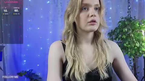 Lily online show from October 2025 06:28:01 AM