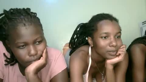 sleciah online show from January 2026 12:27:01 AM