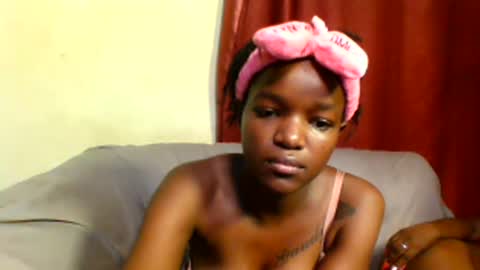 Snapshot of sleek_ass chatting on March 2025 11:54:02 PM sleek_ass online show from March 2025 11:54:02 PM