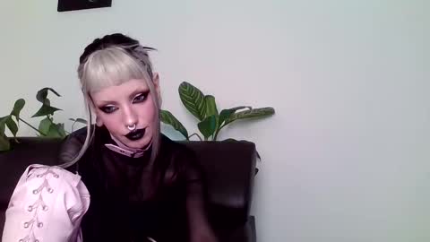 sleeperly online show from January 2026 11:48:01 AM