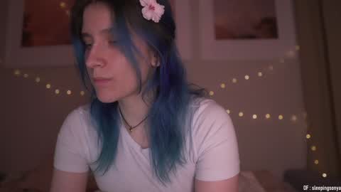 Sonya online show from December 2024 09:15:01 PM