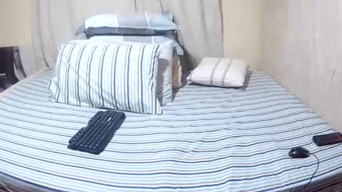 Snapshot of slender_sweetbabe chatting on June 2026 11:31:01 AM slender_sweetbabe online show from June 2026 11:31:01 AM