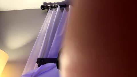 Snapshot of slickdog1969 chatting on November 2025 05:17:02 AM Slickdog online show from November 2025 05:17:02 AM