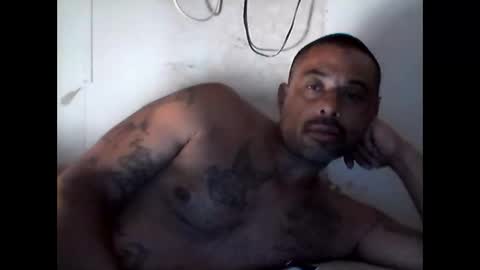 Snapshot of slickstre chatting on June 2026 09:07:02 AM slickstre online show from June 2026 09:07:02 AM