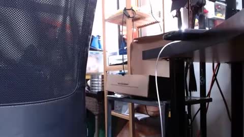 sliderguy699 online show from February 2025 06:59:01 PM