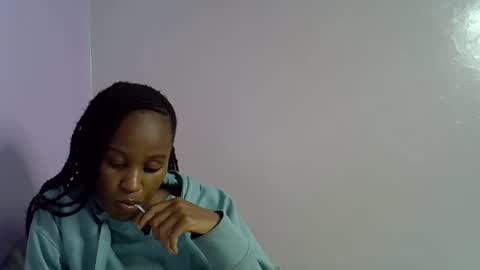 Snapshot of slim_alicia chatting on September 2025 01:27:01 PM Alicia online show from September 2025 01:27:01 PM