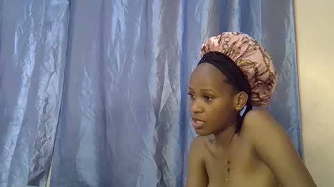 Snapshot of slim_alicia chatting on November 2025 07:41:02 AM Alicia online show from November 2025 07:41:02 AM