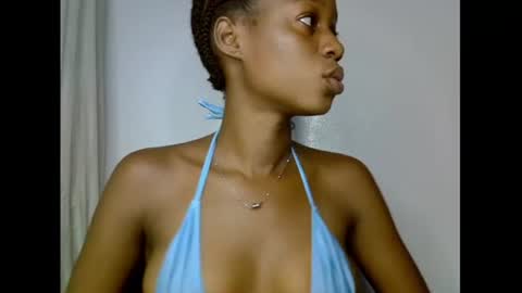 Snapshot of slim_candy12 chatting on July 2026 09:05:02 AM Lily online show from July 2026 09:05:02 AM