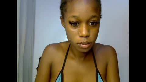 Snapshot of slim_candy12 chatting on July 2026 07:24:02 AM Lily online show from July 2026 07:24:02 AM
