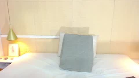 slim_chocobar18 online show from December 2024 01:54:01 PM