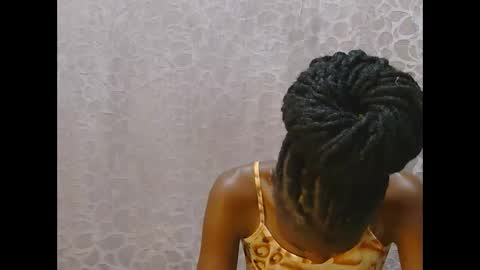 Snapshot of slim_girl01 chatting on January 2025 04:52:02 PM slim_girl01 online show from January 2025 04:52:02 PM