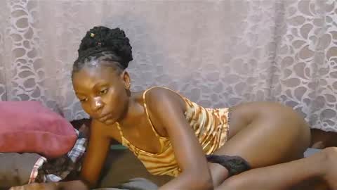 Snapshot of slim_girl01 chatting on February 2025 05:09:01 PM slim_girl01 online show from February 2025 05:09:01 PM