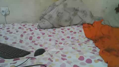 Snapshot of slim_girl3 chatting on April 2026 05:30:01 PM slim_girl3 online show from April 2026 05:30:01 PM