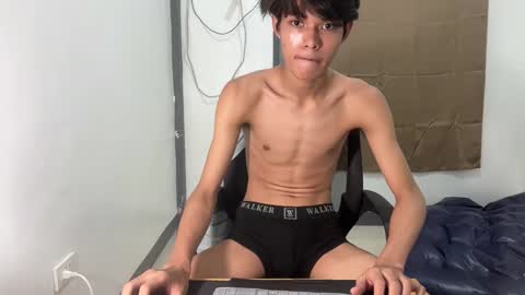 Snapshot of slim_sensation chatting on October 2025 02:14:01 PM slim_sensation online show from October 2025 02:14:01 PM