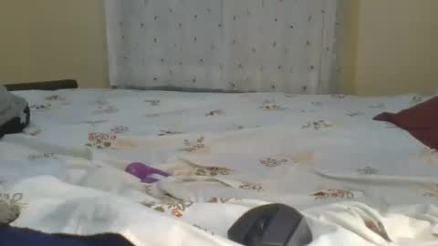 Snapshot of slimgal253 chatting on April 2026 01:41:02 PM slimgal253 online show from April 2026 01:41:02 PM