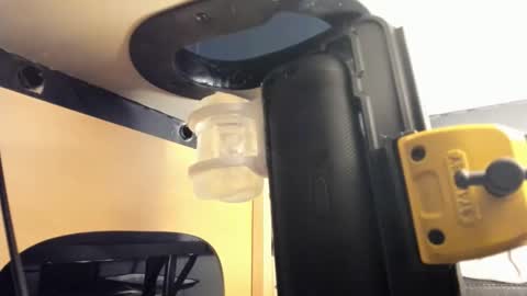 Snapshot of slimguerrilla chatting on April 2026 04:28:02 PM Slimguerrilla online show from April 2026 04:28:02 PM