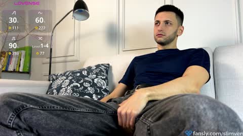 Snapshot of slimvers chatting on January 2025 06:52:02 AM Art online show from January 2025 06:52:02 AM