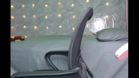 Snapshot of slimzyx chatting on December 2024 07:14:01 AM slimzyx online show from December 2024 07:14:01 AM