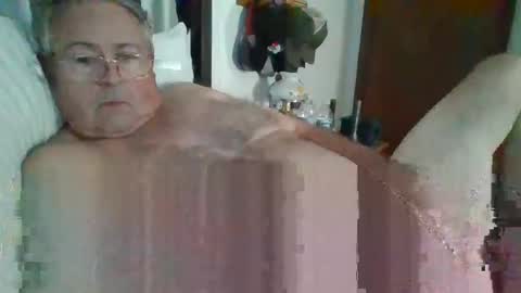 slippery_duck online show from September 2025 01:15:01 PM