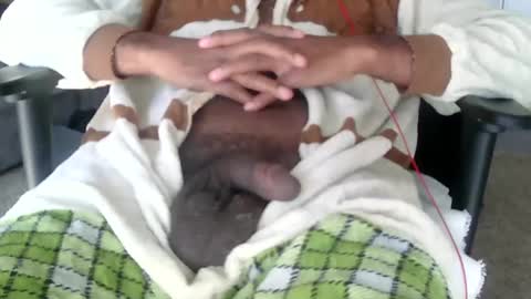 Snapshot of slipperyballs900 chatting on February 2026 06:35:01 PM slipperyballs900 online show from February 2026 06:35:01 PM