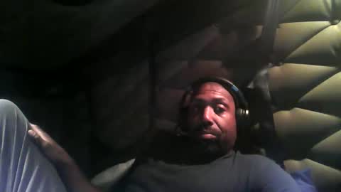 Snapshot of slipperyballs900 chatting on April 2026 08:39:01 PM slipperyballs900 online show from April 2026 08:39:01 PM