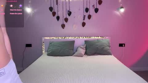 Snapshot of slola_li chatting on February 2026 12:58:02 PM Lola and Li - online show from February 2026 12:58:02 PM