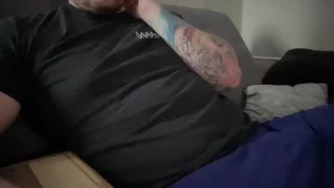 just chillin online show from December 2024 07:54:01 PM