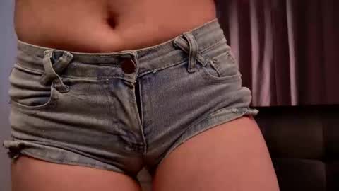 Emilia online show from March 2026 12:09:01 PM