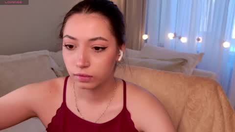 Snapshot of slow_flower chatting on April 2026 12:08:02 PM Emilia online show from April 2026 12:08:02 PM