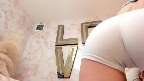 Paola  online show from February 2026 01:26:02 AM