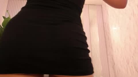 Paola  online show from March 2026 01:23:01 AM