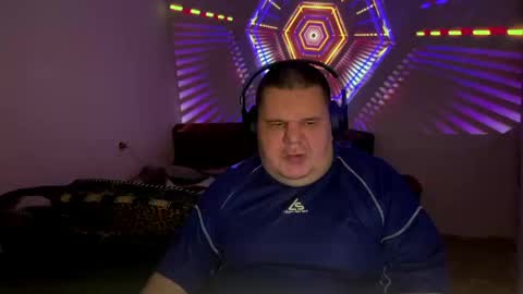 Snapshot of slutboss777 chatting on April 2026 10:18:02 PM BIGBOSS online show from April 2026 10:18:02 PM