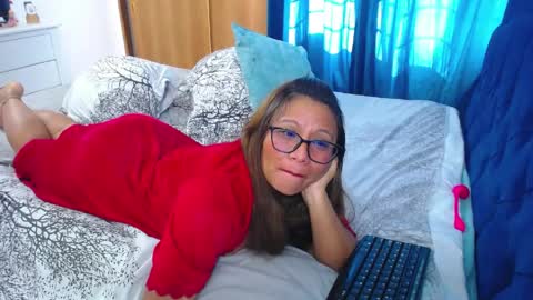 Snapshot of slutdirty1xxx chatting on March 2026 01:06:01 PM Slutdirtyxxx online show from March 2026 01:06:01 PM