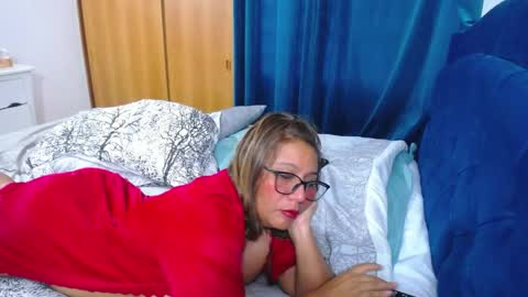 Snapshot of slutdirty1xxx chatting on March 2026 11:33:02 AM Slutdirtyxxx online show from March 2026 11:33:02 AM