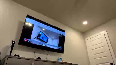 slutforu100 online show from October 2025 10:42:02 PM