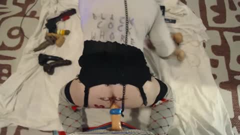 Snapshot of slutgurl_pdx chatting on February 2025 03:23:01 AM slutgurl_pdx online show from February 2025 03:23:01 AM