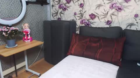 slutihmami online show from March 2026 06:24:02 PM