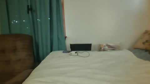 Snapshot of sluttamer72 chatting on July 2026 01:24:02 PM Jade and Thomas online show from July 2026 01:24:02 PM