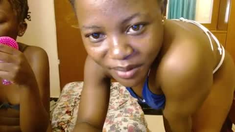 Snapshot of slutty_charmmz chatting on April 2026 03:19:02 PM Bree online show from April 2026 03:19:02 PM