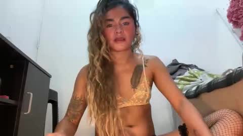 Snapshot of slutty_lavinia chatting on September 2025 06:13:02 PM Slutty Lavinia online show from September 2025 06:13:02 PM