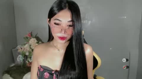 Snapshot of slutty_shanin chatting on January 2025 01:23:01 AM SHANIN online show from January 2025 01:23:01 AM