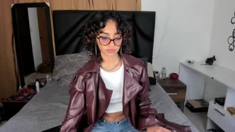 Snapshot of slutty_venus7 chatting on July 2026 01:52:01 AM slutty_venus7 online show from July 2026 01:52:01 AM
