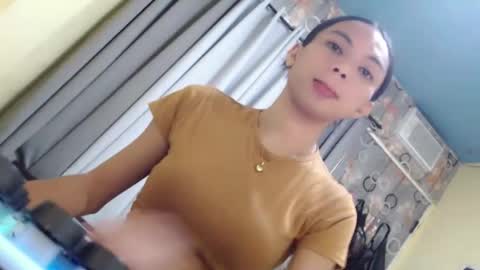 Snapshot of sluttychie chatting on April 2026 10:01:02 AM CHIE CHIE online show from April 2026 10:01:02 AM