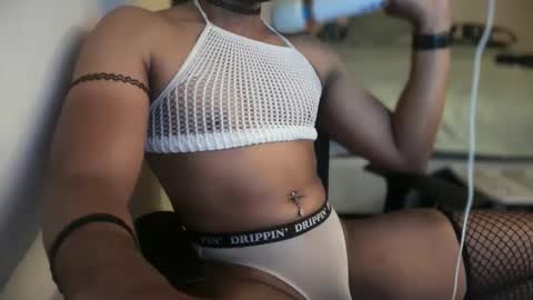 DeeLina online show from March 2026 03:50:01 PM