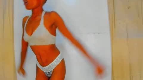 Snapshot of sluttysam_ chatting on November 2025 03:08:02 AM Sexyslutt online show from November 2025 03:08:02 AM