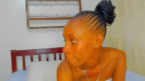 Snapshot of sluttysam_ chatting on November 2025 03:22:01 PM Sexyslutt online show from November 2025 03:22:01 PM