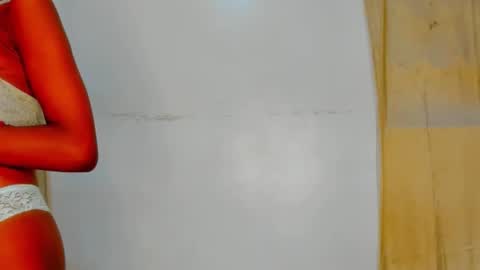 Snapshot of sluttysam_ chatting on November 2025 08:07:01 PM Sexyslutt online show from November 2025 08:07:01 PM