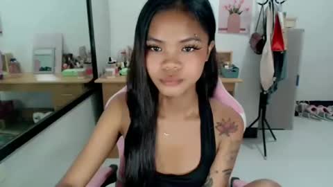 Snapshot of slutxcums_farrah69 chatting on April 2026 12:31:01 AM Dont forget to follow me give me thumbs upIm a New kataluna online show from April 2026 12:31:01 AM