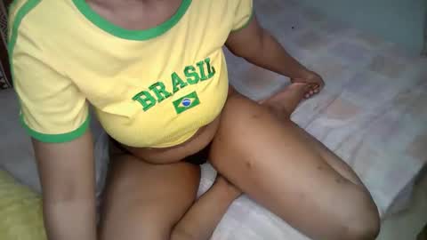 Snapshot of sly_booty65 chatting on October 2025 04:35:02 AM sly_booty65 online show from October 2025 04:35:02 AM